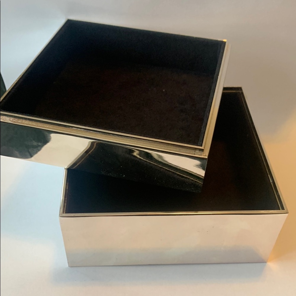 Kate Spade Silver Vanity Box - Picture 6 of 8